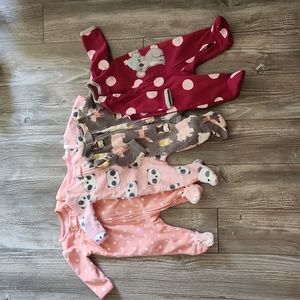 x4 Carters Newborn Fleece Sleepers